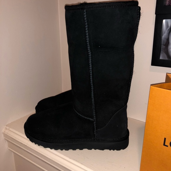 Classic Tall Black Uggs Woman’s Size 6 - Picture 6 of 6